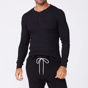 NWT Monrow Black Thermal Henley Top